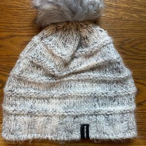 Screamer Beanie, new condition! One size, SUPER warm and cute! Grey knitted.